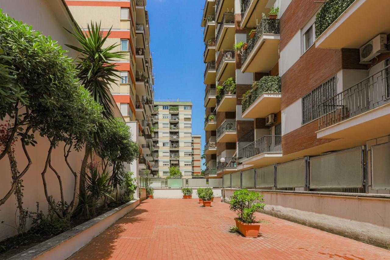 Tiburtina Flam Guest House 罗马 外观 照片