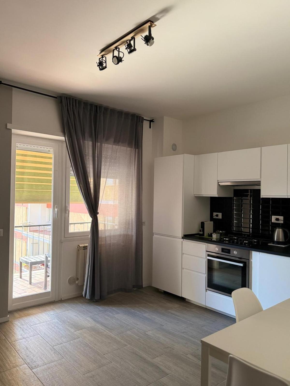 Tiburtina Flam Guest House 罗马 外观 照片